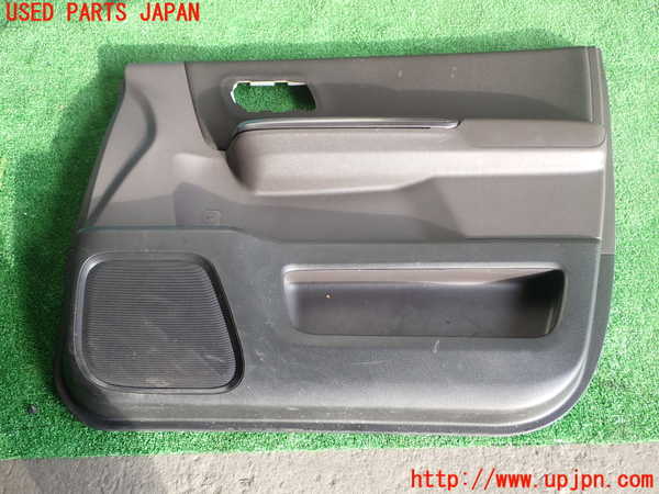 1UPJ-34821234]フリード(FREED) ハイブリッド(GB7)右前ドア内張り 中古_m0001.jpg