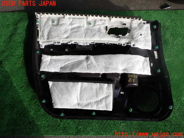 1UPJ-34821234]フリード(FREED) ハイブリッド(GB7)右前ドア内張り 中古_m0005.jpg