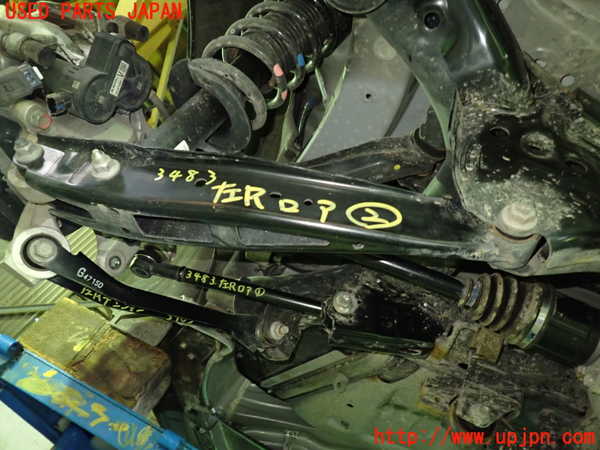 1UPJ-34835227]インプレッサ(GU7)左リアロアアーム2 中古_m0001.jpg