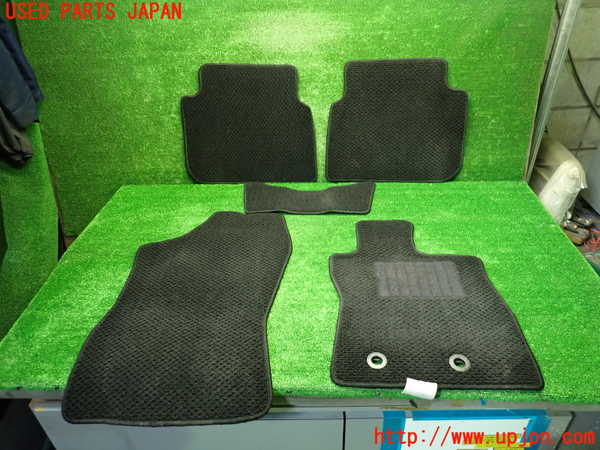 1UPJ-34837800]インプレッサ(GU7)フロアマット 中古_m0001.jpg