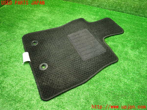 1UPJ-34837800]インプレッサ(GU7)フロアマット 中古_m0003.jpg