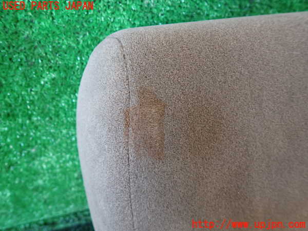 5UPJ-34857150]ランクル100系(HDJ101K)右2列目ヘッドレスト 中古_m0003.jpg