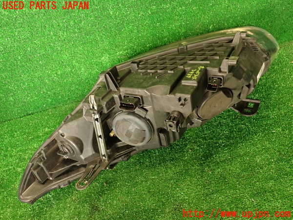 2UPJ-34871130]ルノー・メガーヌ R.S.(ルノー・スポール)(DZF4R1)右ヘッドライト ハロゲン 中古_m0003.jpg