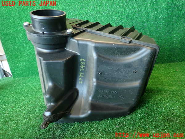 2UPJ-34872560]ルノー・メガーヌ R.S.(ルノー・スポール)(DZF4R1)エアクリーナーボックス 中古_m0003.jpg