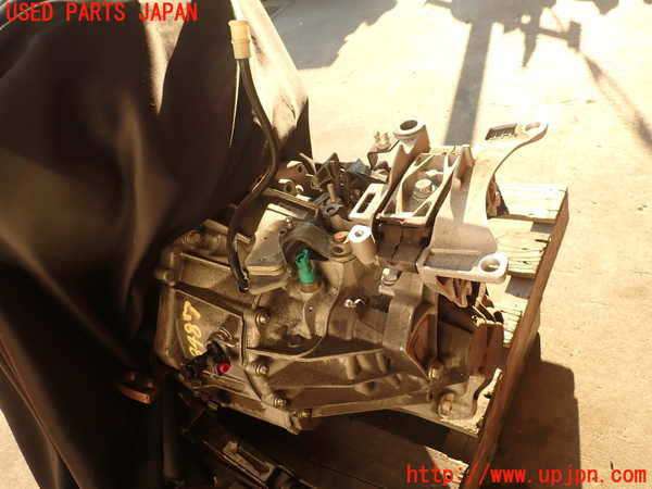 2UPJ-34873200]ルノー・メガーヌ R.S.(ルノー・スポール)(DZF4R1)ミッション MT F4R 中古_m0001.jpg