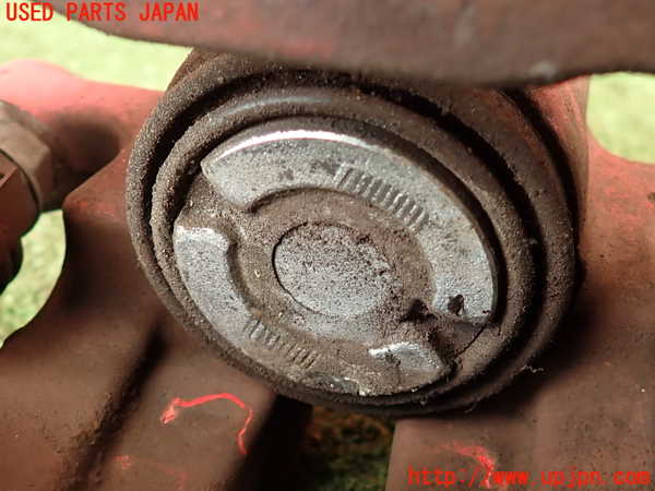 2UPJ-34874090]ルノー・メガーヌ R.S.(ルノー・スポール)(DZF4R1)右リアキャリパー 中古_m0005.jpg