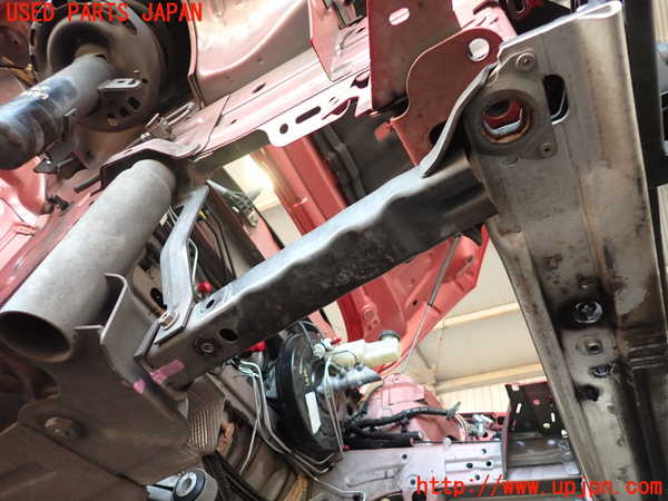 2UPJ-34875285]ルノー・メガーヌ R.S.(ルノー・スポール)(DZF4R1)フロントメンバー 中古_m0002.jpg