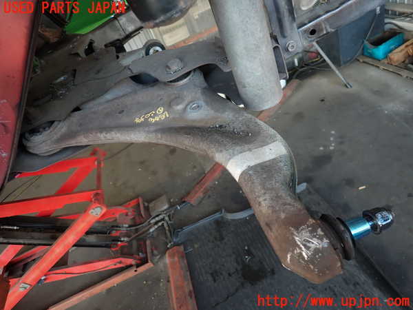 2UPJ-34875176]ルノー・メガーヌ R.S.(ルノー・スポール)(DZF4R1)右フロントロアアーム1 中古_m0001.jpg