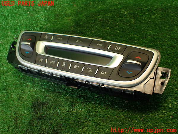 2UPJ-34876066]ルノー・メガーヌ R.S.(ルノー・スポール)(DZF4R1)エアコンスイッチ1 中古_m0001.jpg