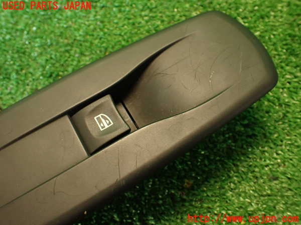 2UPJ-34876245]ルノー・メガーヌ R.S.(ルノー・スポール)(DZF4R1)左前パワーウィンドウスイッチ 中古_m0002.jpg