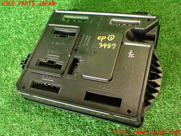 2UPJ-34876146]ルノー・メガーヌ R.S.(ルノー・スポール)(DZF4R1)コンピューター1 中古_m0001.jpg