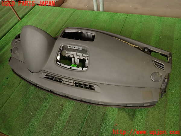 2UPJ-34877505]ルノー・メガーヌ R.S.(ルノー・スポール)(DZF4R1)ダッシュボード 中古_m0004.jpg