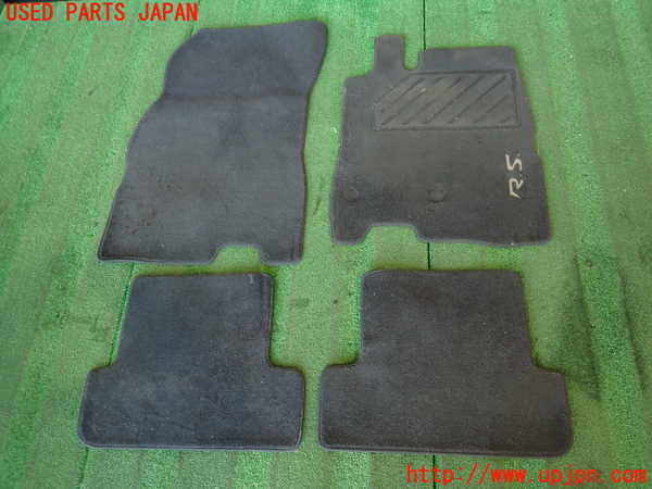 2UPJ-34877800]ルノー・メガーヌ R.S.(ルノー・スポール)(DZF4R1)フロアマット 中古_m0001.jpg