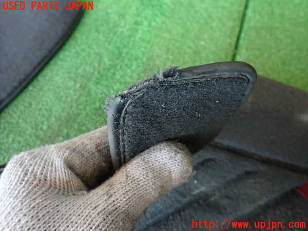 2UPJ-34877800]ルノー・メガーヌ R.S.(ルノー・スポール)(DZF4R1)フロアマット 中古_m0004.jpg