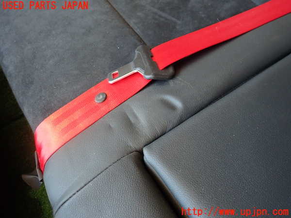 2UPJ-34877385]ルノー・メガーヌ R.S.(ルノー・スポール)(DZF4R1)リアシート 中古_m0002.jpg