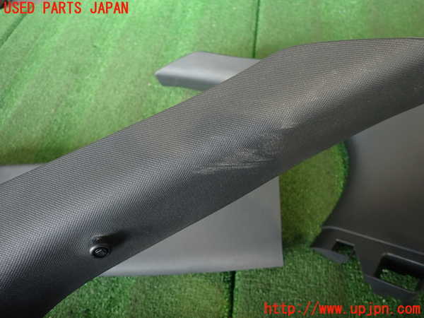 2UPJ-34871578]ルノー・メガーヌ R.S.(ルノー・スポール)(DZF4R1)バックドア内張り 中古_m0003.jpg