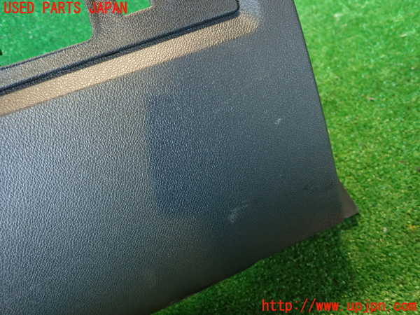 2UPJ-34877692]ルノー・メガーヌ R.S.(ルノー・スポール)(DZF4R1)内装トリム類2 中古_m0002.jpg