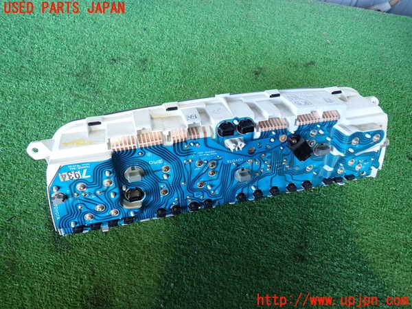 2UPJ-34896170]ハイラックスサーフ N130系 4ドア(KZN130W)スピードメーター 中古_m0002.jpg