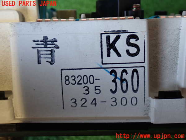 2UPJ-34896170]ハイラックスサーフ N130系 4ドア(KZN130W)スピードメーター 中古_m0003.jpg