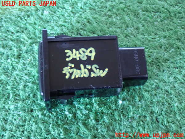 2UPJ-34896300]ハイラックスサーフ N130系 4ドア(KZN130W)デフォッガースイッチ 中古_m0002.jpg