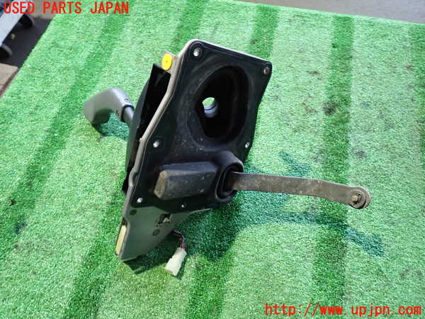 2UPJ-34897555]ハイラックスサーフ N130系 4ドア(KZN130W)ATシフトレバー 中古_m0004.jpg