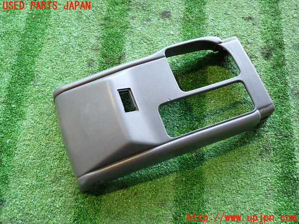 2UPJ-34897549]ハイラックスサーフ N130系 4ドア(KZN130W)コンソール 中古_m0001.jpg