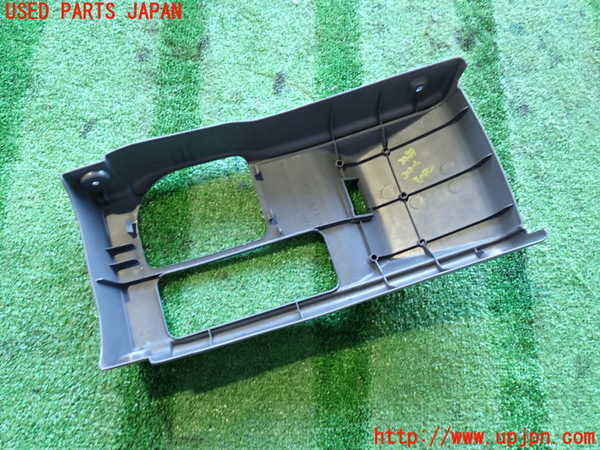 2UPJ-34897549]ハイラックスサーフ N130系 4ドア(KZN130W)コンソール 中古_m0003.jpg