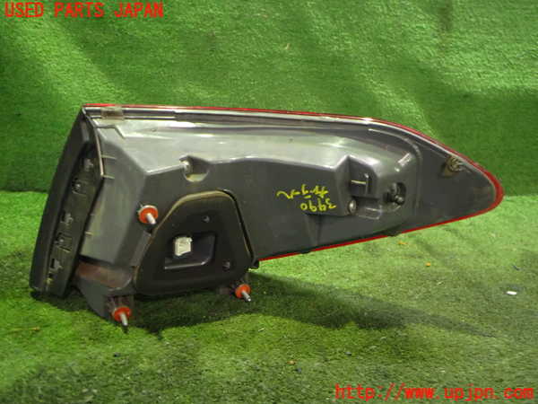 2UPJ-34901536]ベンツ C180 ステーションワゴン(205240C)(205)左テールランプ  中古_m0002.jpg