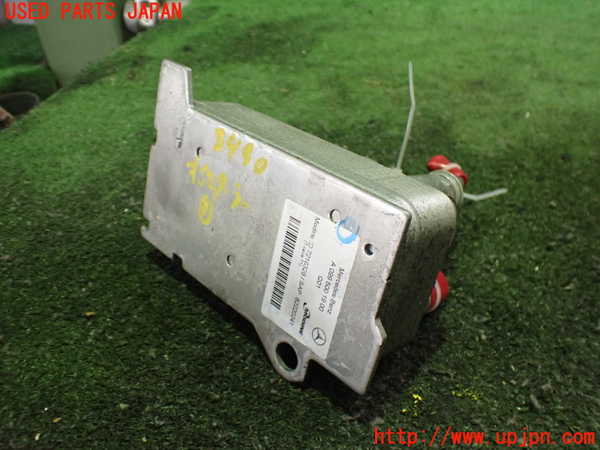 2UPJ-34902481]ベンツ C180 ステーションワゴン(205240C)(205)オイルクーラー1 中古_m0002.jpg