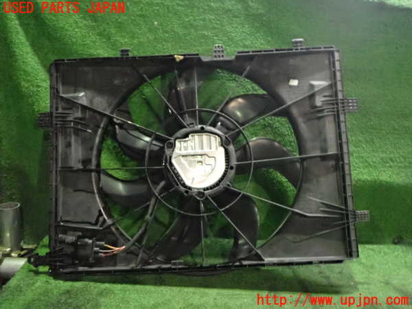2UPJ-34906836]ベンツ C180 ステーションワゴン(205240C)(205)電動ファン1 中古_m0001.jpg