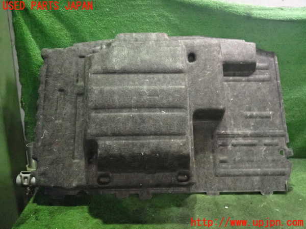 2UPJ-34907771]ベンツ C180 ステーションワゴン(205240C)(205)ラゲッジトレイ1 中古_m0002.jpg