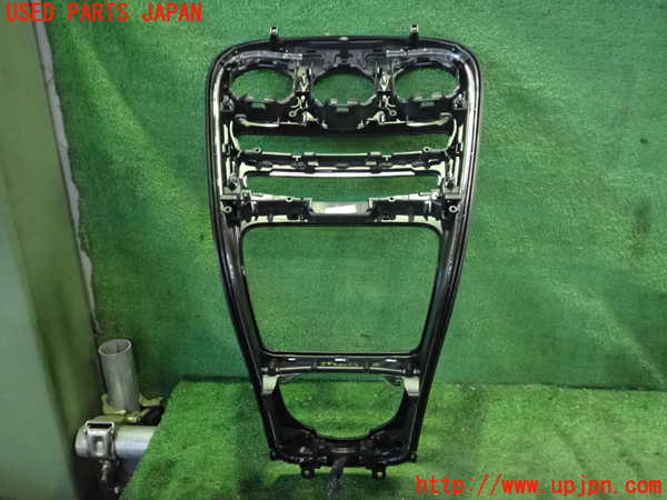 2UPJ-34907691]ベンツ C180 ステーションワゴン(205240C)(205)内装トリム類1 中古_m0002.jpg