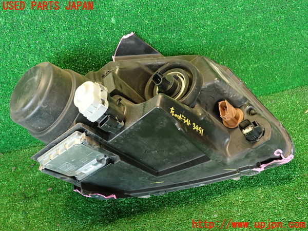 2UPJ-34911132]ジープ・グランドチェロキー(WK36)左ヘッドライト HID (ジャンク品) 中古_m0002.jpg