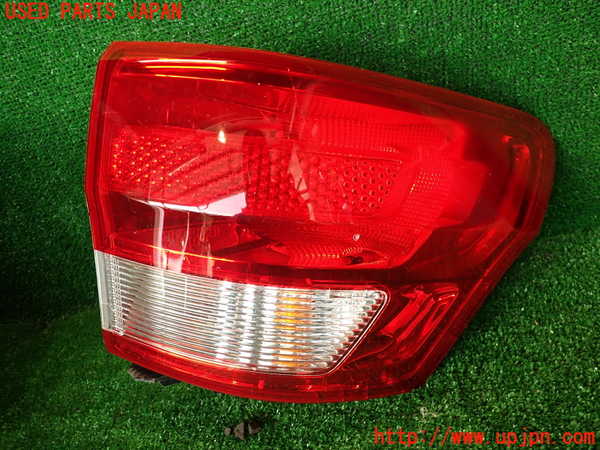 2UPJ-34911530]ジープ・グランドチェロキー(WK36)右テールランプ (ジャンク品) 中古_m0001.jpg