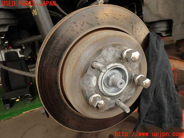 2UPJ-34914300]ジープ・グランドチェロキー(WK36)右リアナックルハブ 中古_m0001.jpg