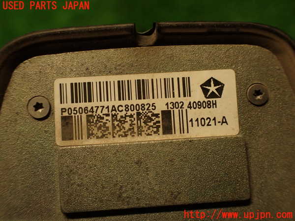 2UPJ-34916550]ジープ・グランドチェロキー(WK36)アンテナ 中古_m0004.jpg