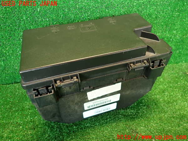 2UPJ-34916741]ジープ・グランドチェロキー(WK36)ヒューズボックス1 中古_m0001.jpg