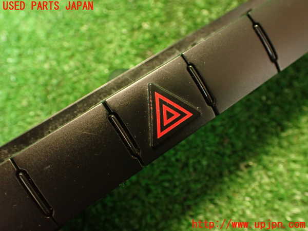 2UPJ-34916290]ジープ・グランドチェロキー(WK36)ハザードスイッチ 中古_m0002.jpg