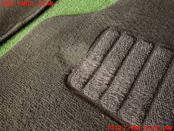 2UPJ-34917800]ジープ・グランドチェロキー(WK36)フロアマット 中古_m0002.jpg