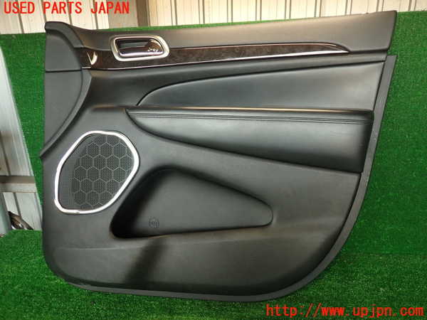 2UPJ-34911234]ジープ・グランドチェロキー(WK36)右前ドア内張り 中古_m0001.jpg