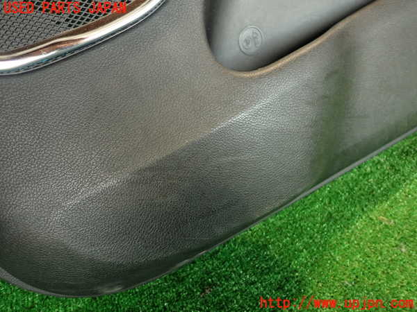 2UPJ-34911234]ジープ・グランドチェロキー(WK36)右前ドア内張り 中古_m0002.jpg