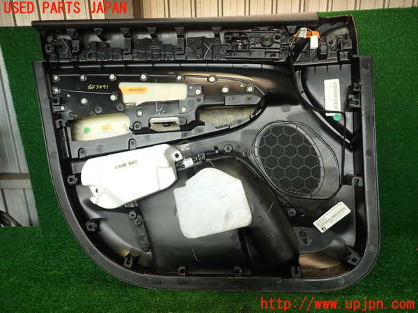 2UPJ-34911234]ジープ・グランドチェロキー(WK36)右前ドア内張り 中古_m0005.jpg