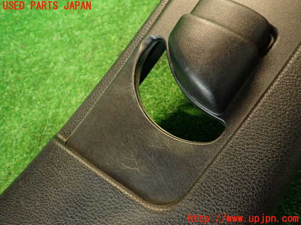 2UPJ-34917665]ジープ・グランドチェロキー(WK36)右センターピラートリム 中古_m0002.jpg