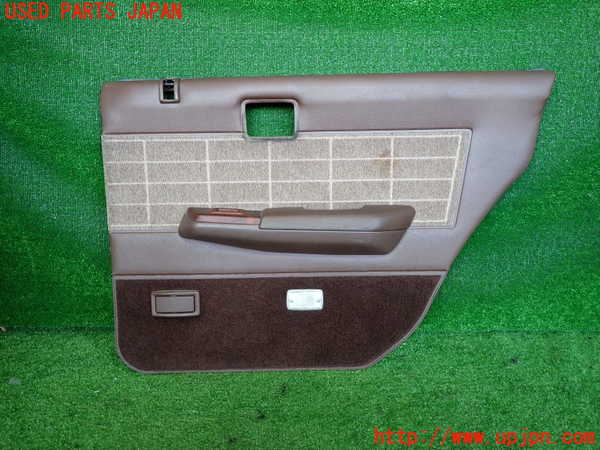 2UPJ-34951294]セドリック ワゴン(WY30)右後ドア内張り 中古_m0001.jpg