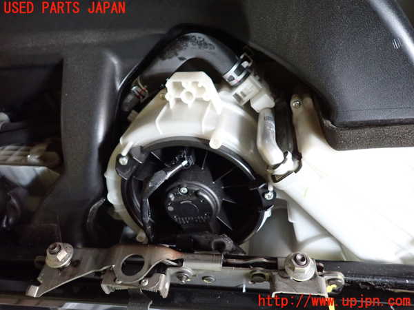 1UPJ-34966082]アルファード(GGH20W)エバポレーター2 中古_m0002.jpg