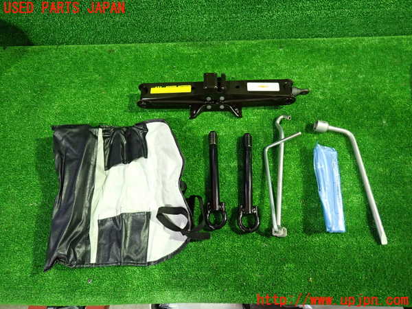 1UPJ-34967805]アルファード(GGH20W)車載工具 中古_m0001.jpg