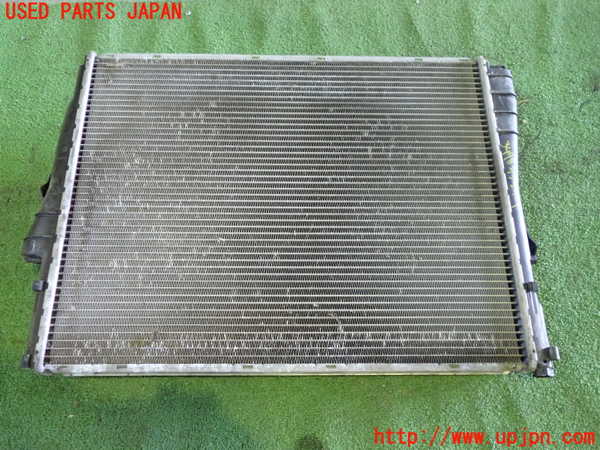 1UPJ-34982321]BMW Z4 ロードスター(BT25)　E85ラジエーター1 中古_m0001.jpg