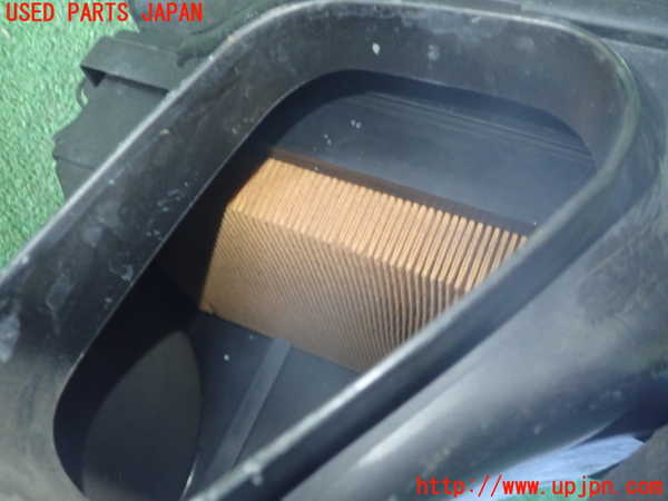 1UPJ-34982560]BMW Z4 ロードスター(BT25)　E85エアクリーナーボックス 中古_m0002.jpg