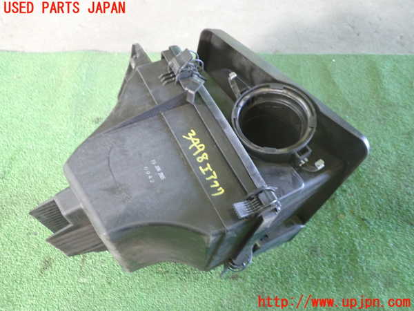 1UPJ-34982560]BMW Z4 ロードスター(BT25)　E85エアクリーナーボックス 中古_m0003.jpg