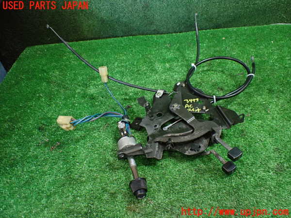 1UPJ-34996066]サバンナ RX-7 FB3S 後期(SA22C)エアコンスイッチ1 中古_m0003.jpg